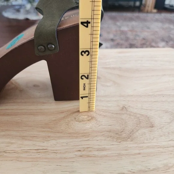 Madden Girl G Dean Platform Wood Block Heel Sandals Olive Green Size 7.5 - Picture 6 of 11